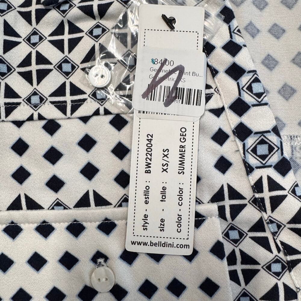 NWT Belldini Rayon Short Sleeve Collared V-Neck Button-Down Blouse, Wm's XS - Picture 9 of 9
